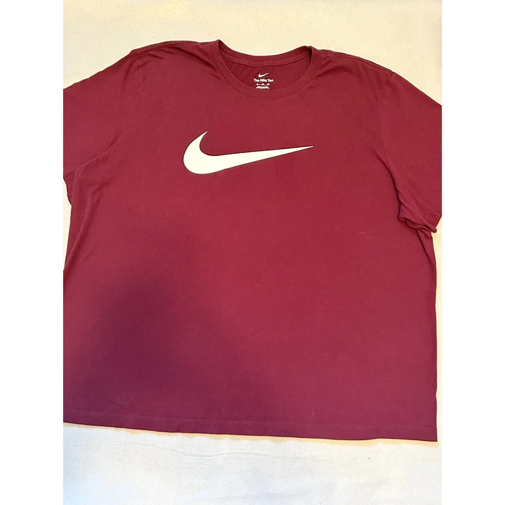 Nike Mens 3XL T-Shirt Burgundy Maroon White Swoosh Graphic Short Sleeve Tee